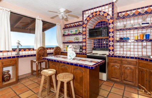 Bella Vista Apartment | Las Gaviotas 414 by Kivoya