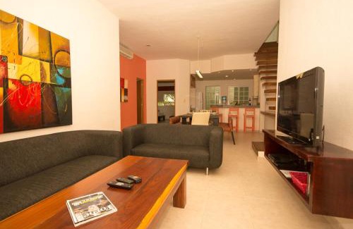 Gonzalo Guerrero Apartment | Las Olas 303 Penthouse