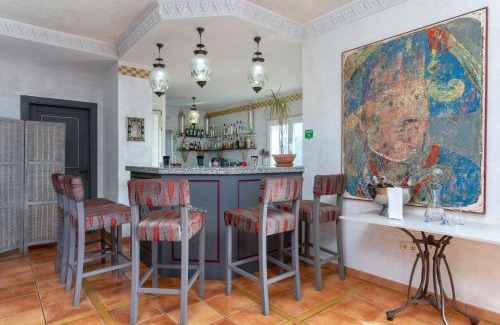 Vinuela House | Las Orquídeas