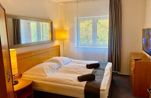 Slupsk Apartment | LAS SŁUPSKI PREMIUM APARTAMENT NR6 Wifi Netflix Smart TV50 two bedrooms two extra large double beds up to 6 people full pleasure quality stay
