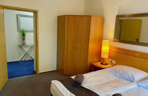 Slupsk Apartment | LAS SŁUPSKI PREMIUM APARTAMENT NR6 Wifi Netflix Smart TV50 two bedrooms two extra large double beds up to 6 people full pleasure quality stay