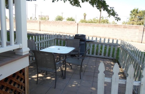 Sunrise Manor Resort | Las Vegas Camping Resort Cabin 2