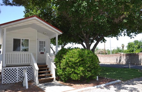 Sunrise Manor Resort | Las Vegas Camping Resort Cabin 5