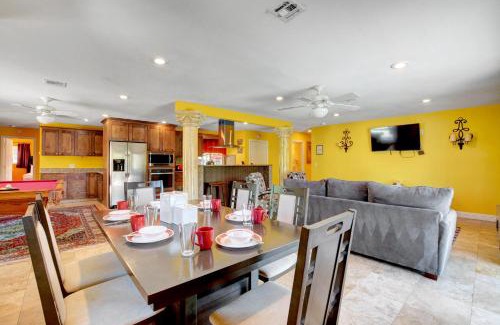Glen Heather Estates House | Las Vegas Elegance! Pool Table & Sparkling Pool! Home