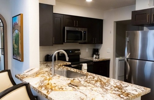 Las Vegas Villa | Las Vegas Flamingo Deluxe 1BR villa 691 sf with Kitchennette, WiFi in Las Vegas