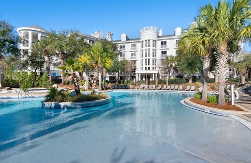 Baytowne Wharf Condo | Lasata 3401 ~ "Coconut Cottage" is your next favorite place to stay!
