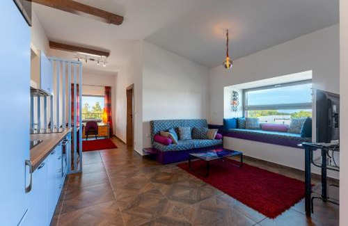Horousany Apartment | LASKARA Garden Apartment by Prague Forest