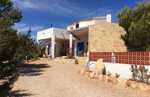 Formentera House | LAST MINUTE house with garden, wonderful sea view over the coast and free WLAN