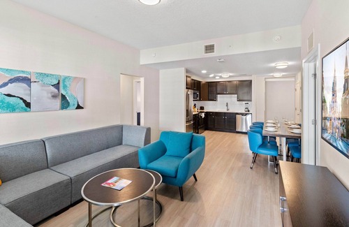 Florida Central Atlantic Coast Apartment | Last Minute Disney Getaway! Luxury Condo with Private Balcony. Book Now! #93993