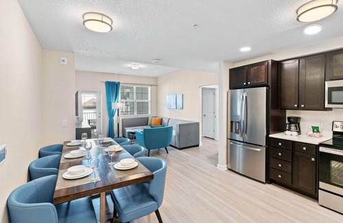 Florida Central Atlantic Coast Apartment | Last Minute Disney Getaway! Luxury Condo with Private Balcony. Book Now! #93993