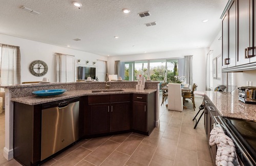Reunion Villa | Last Minute Disney! Private Pool, Hot Tub, Game Room & Themed Bedrooms. Book Now! #30532