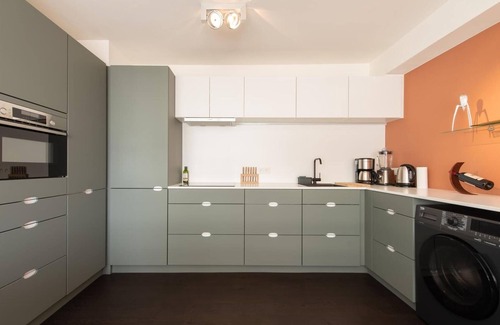 Mariakerke Apartment | Lateral sea view Apartment in Ostend