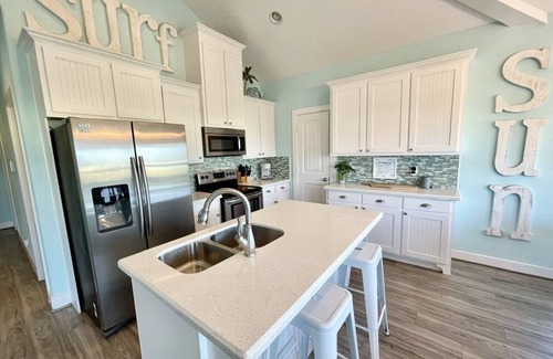 Port Bolivar House | #Latitude Adjustment - 4 Bedrooms - 3 Bath - Sleeps 13