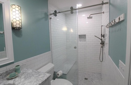 San Juan House | Latitude Adjustment