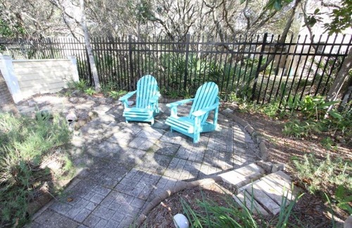 San Juan House | Latitude Adjustment