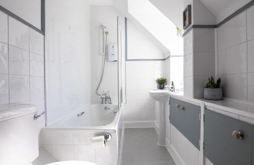 Inverness Apartment | Laughlin House