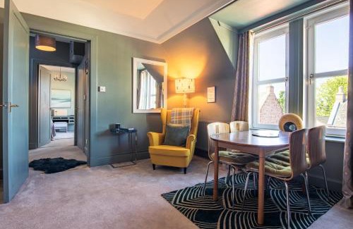 Inverness Apartment | Laughlin House