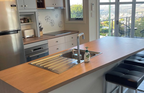 West Launceston House | Launceston View Townhouse #1