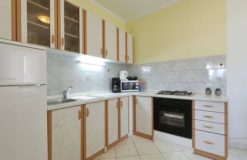 Maslenica Apartment | Laura, No 3 Apartment with sea view, balcony and terraces - Laura, No.3
