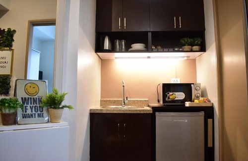 Pio del Pilar Apartment | Laureano di Trevi Condominium Tower 1