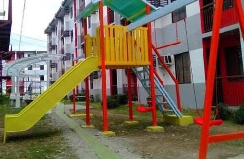 Marilao Apartment | Laurens Crib Staycation in Marilao FREE Parking & WIFI