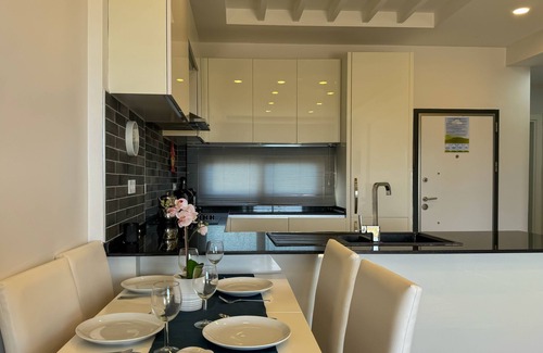 Kadnlar Denizi Mahallesi Apartment | Lavender D7 Seaview Penthouse – Ideal for Families, Pool & Sunset Balcony