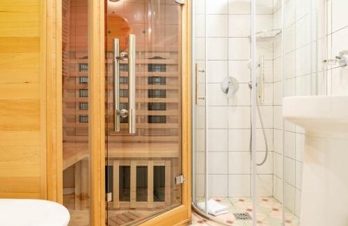 Quartier de Rochechouart Apartment | Lavie Maison Little Studio