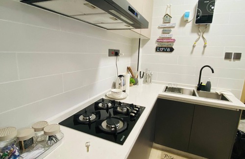 Thompson Estate Apartment | Lavington Luxe-Calm, Classy & Equipped Stay.