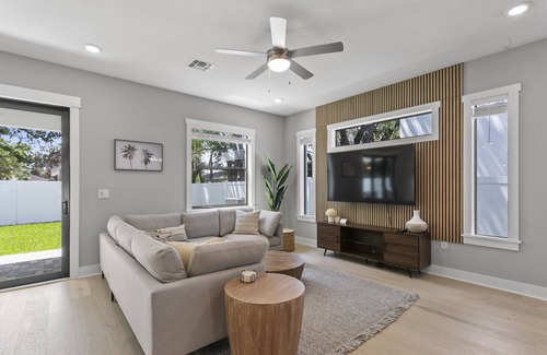 Tampa Villa | Lavish Bohemian Oasis Near Downtown Tampa
