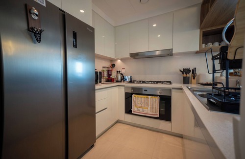Trade Center Apartment | Lavish House On 54th Floor With Best Burj Khalifa View Connected To Dubai Mall
