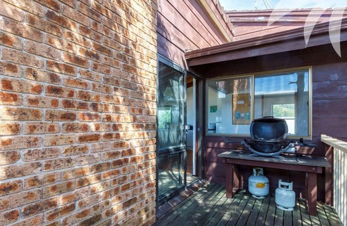 Blueys Beach Apartment | Lawsons at Blueys - Pacific Palms Holidays