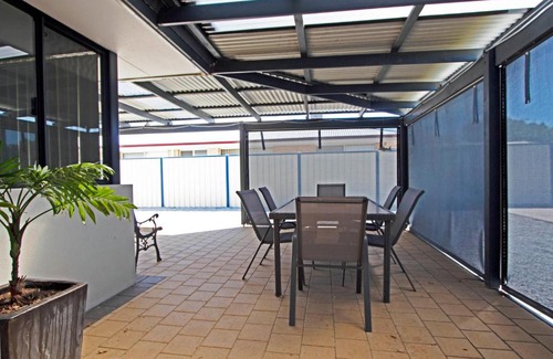 Jurien Bay House | Laze on Lesueur