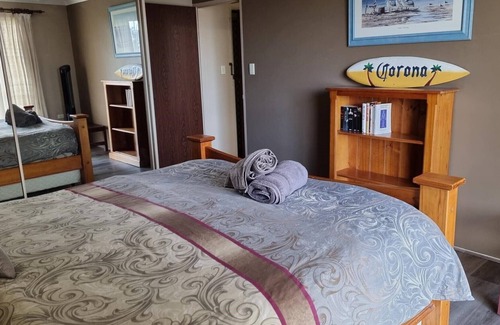 Warilla Apartment | Lazy Beach Retreat - Perfect for couples/small families