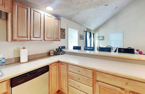Thayerville Cottage | Lazy Bear Cabin