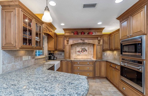 Safety Harbor House | Lazy Lizard Villa! With Heated Pool/Spa/Waterfall. Safety Harbor FL