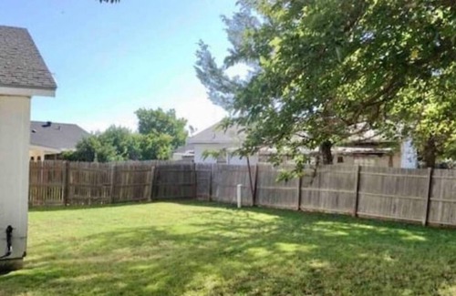 Lubbock House | ★LBK Lake-View Property★3BR/2BA★S LBK/S Loop 289