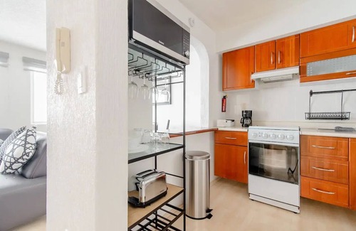 Roma Norte Apartment | LC122- 2BDR/2BTH - One Bedroom Apartment, Sleeps 4