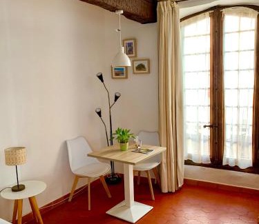 Moustiers-Sainte-Marie Apartment | Le 1835, Studio Ambre-Jaune