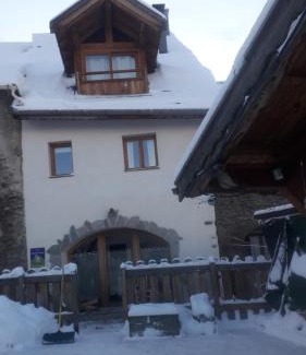 Briancon Bed & Breakfast | Le Bacchu Ber