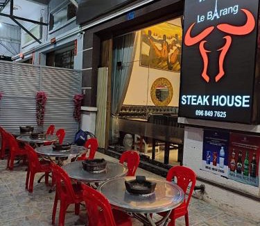Mittakpheap Hotel | Le Barang Steakhouse & Guesthouse