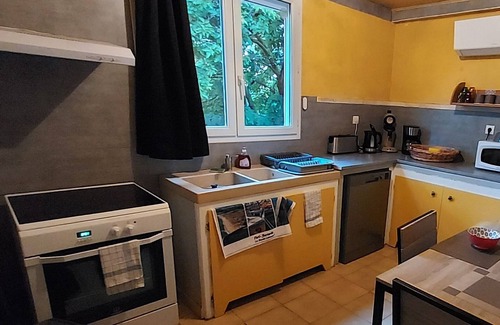 Le Barcares Apartment | Le Barcarès apartment and duplex, 4 bedrooms, air conditioning, wifi, terrace, walking distance to beach