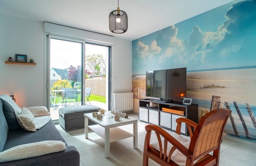 Locmariaquer Apartment | Le Bas du Nelud - Appt dans maison avec jacuzzi