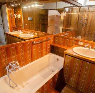 Parma City Centre Apartment | Le Belle Époque