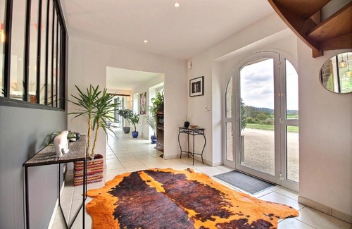 Saint-Germain-de-Tallevende-la-Lande-Vaumont Bed & Breakfast | Le bouddha du lac