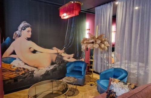 Montauban Apartment | Le Boudoir D'Olympe Appartement érotico-romantique