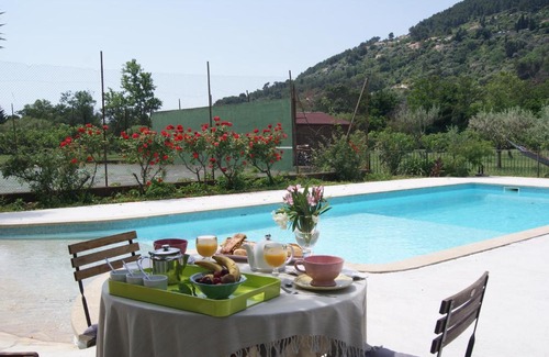 Sollies Pont Bed & Breakfast | LE BOURGUET