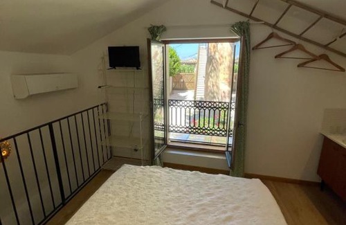 Sollies Pont Bed & Breakfast | LE BOURGUET