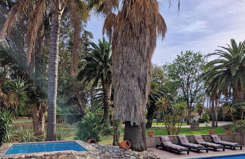 Bompas House | Le Cabanon d'Anaïs - Cozy small house in a beautiful landscape park with pool!