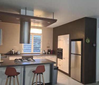 Sainte-Rose House | Le Calouni