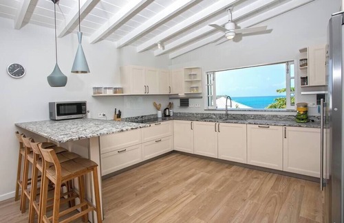 Les Terres Basses Villa | Le Caprice - 270 Degree Views with direct access to the beach